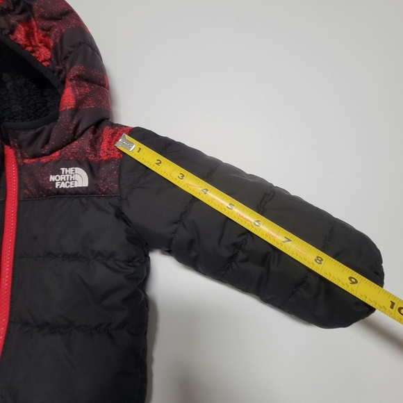 The north face Reversible hooded Fleece puffer jacket Infant 3-6 M. - Picture 9 of 10